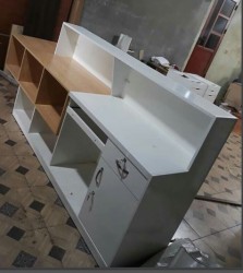 Bàn quầy thu ngân spa dài 1.8m BQT18 trắng sồi