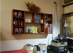 Kệ giá sách bằng gỗ tự nhiên KTT06