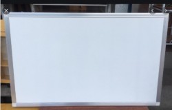 Bảng fooc trắng viết bút khung 2cm kích thước 80x60cm