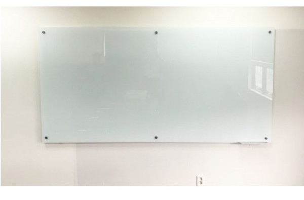 Bảng kính từ viết bút dạ dính được nam châm 120x200cm