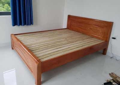 Giường ngủ gỗ xoan tự nhiên kích thước 1.6x2m cao cấp GGNX07