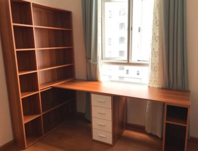 Bàn học sinh đôi giá rẻ có giá sách liền bàn BGKS25