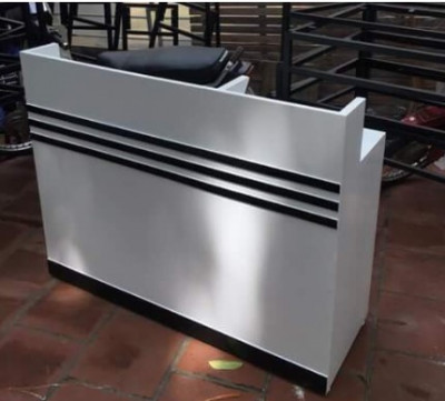 Bàn quầy bar cafe spa  giá rẻ dài 1m BQTG10 chỉ đen