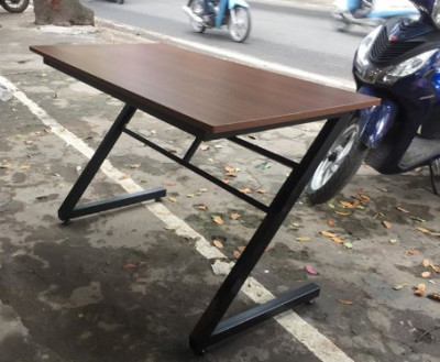 Bàn chân sắt chữ Z giá rẻ rộng 1.4m BKSG20