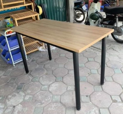 Bàn làm việc khung sắt mặt gỗ sắt tròn rộng 1.2m BKSG27