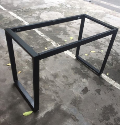 Bàn làm việc chân sắt đẹp giá rẻ rộng 1m BKSG21