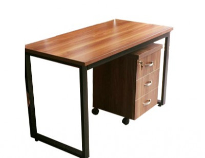 Bàn chân sắt kèm hộc bàn di động dài 1.2m BKSG23