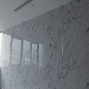 Ốp tường nhựa giả đá TNG06 ( giá thi công 230.000đ/mét vuông)